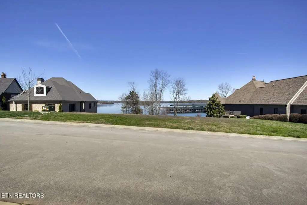 Elevation image #2 for 204 Cypress Pointe Drive.