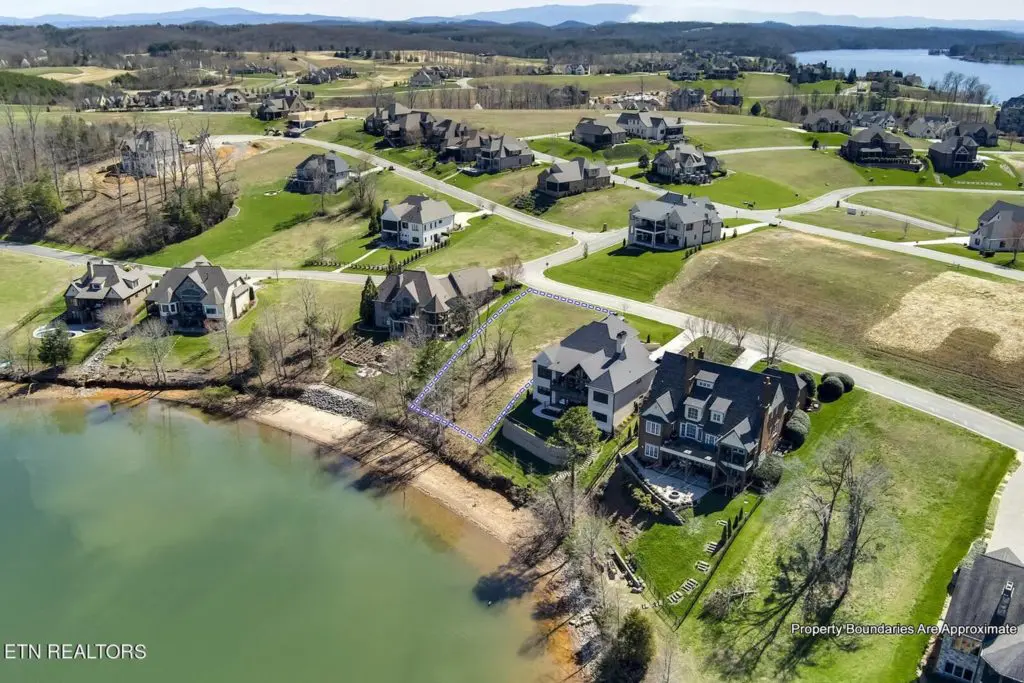 Image #14 for 204 Cypress Pointe Drive