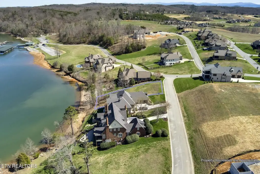 Image #15 for 204 Cypress Pointe Drive