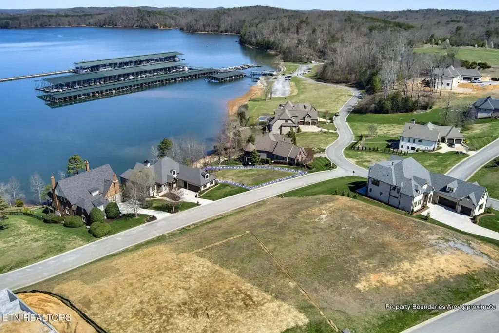 Image #16 for 204 Cypress Pointe Drive