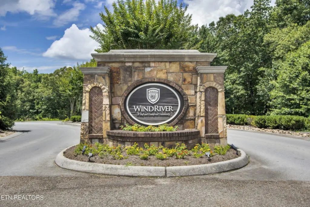 Image #28 for 204 Cypress Pointe Drive