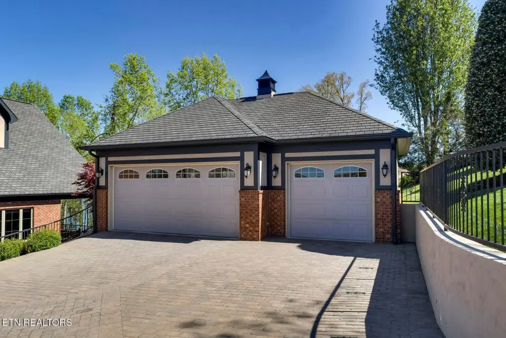 Image #7 for 18128 Lighthouse Pointe Drive