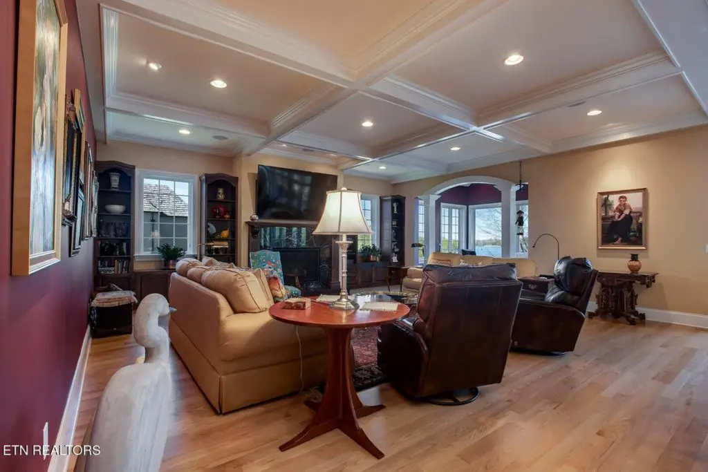 Image #13 for 18128 Lighthouse Pointe Drive