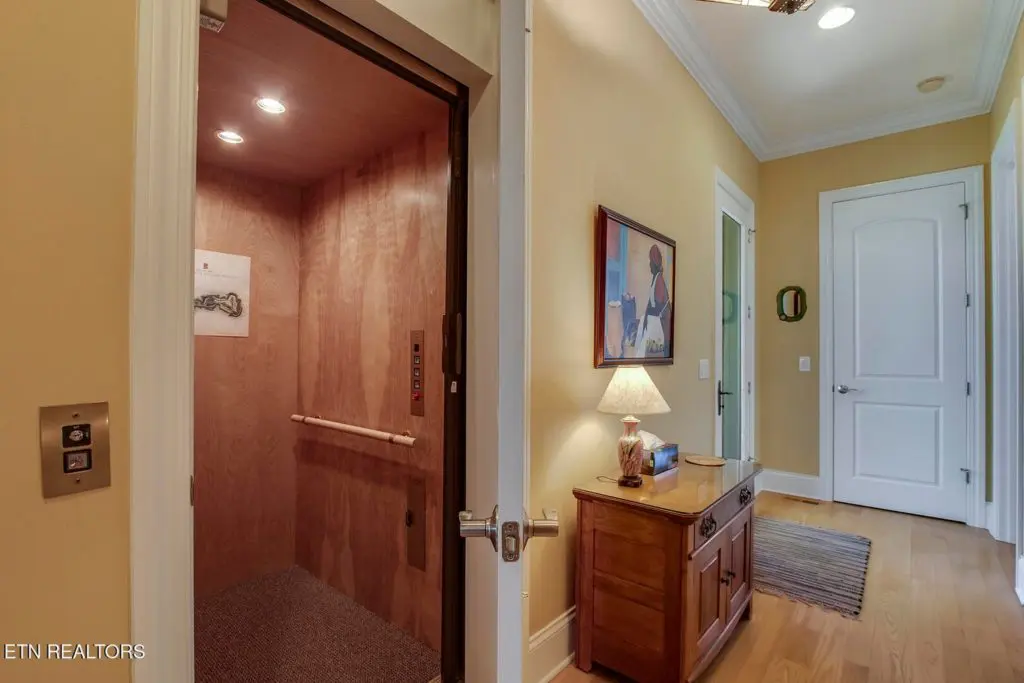 Image #33 for 18128 Lighthouse Pointe Drive