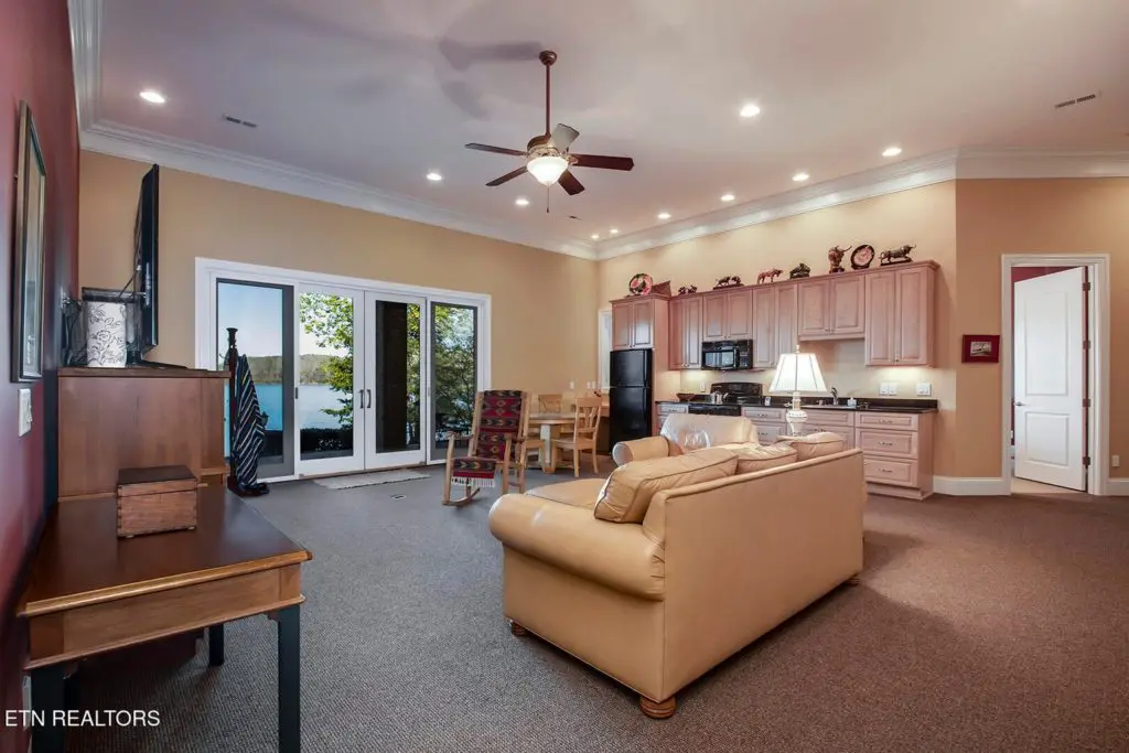 Image #34 for 18128 Lighthouse Pointe Drive