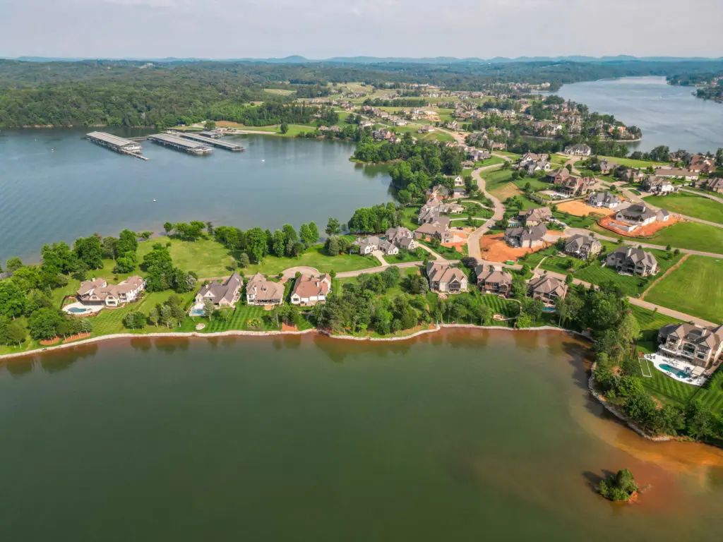 Image #11 for 272 Edgewater Way