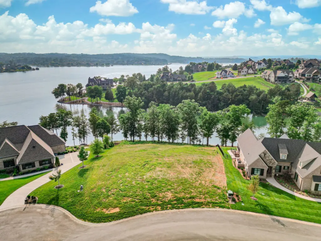 Elevation image #2 for 1556 Bower Court.