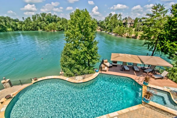 Gated Lake & Golf Community in East Tennessee