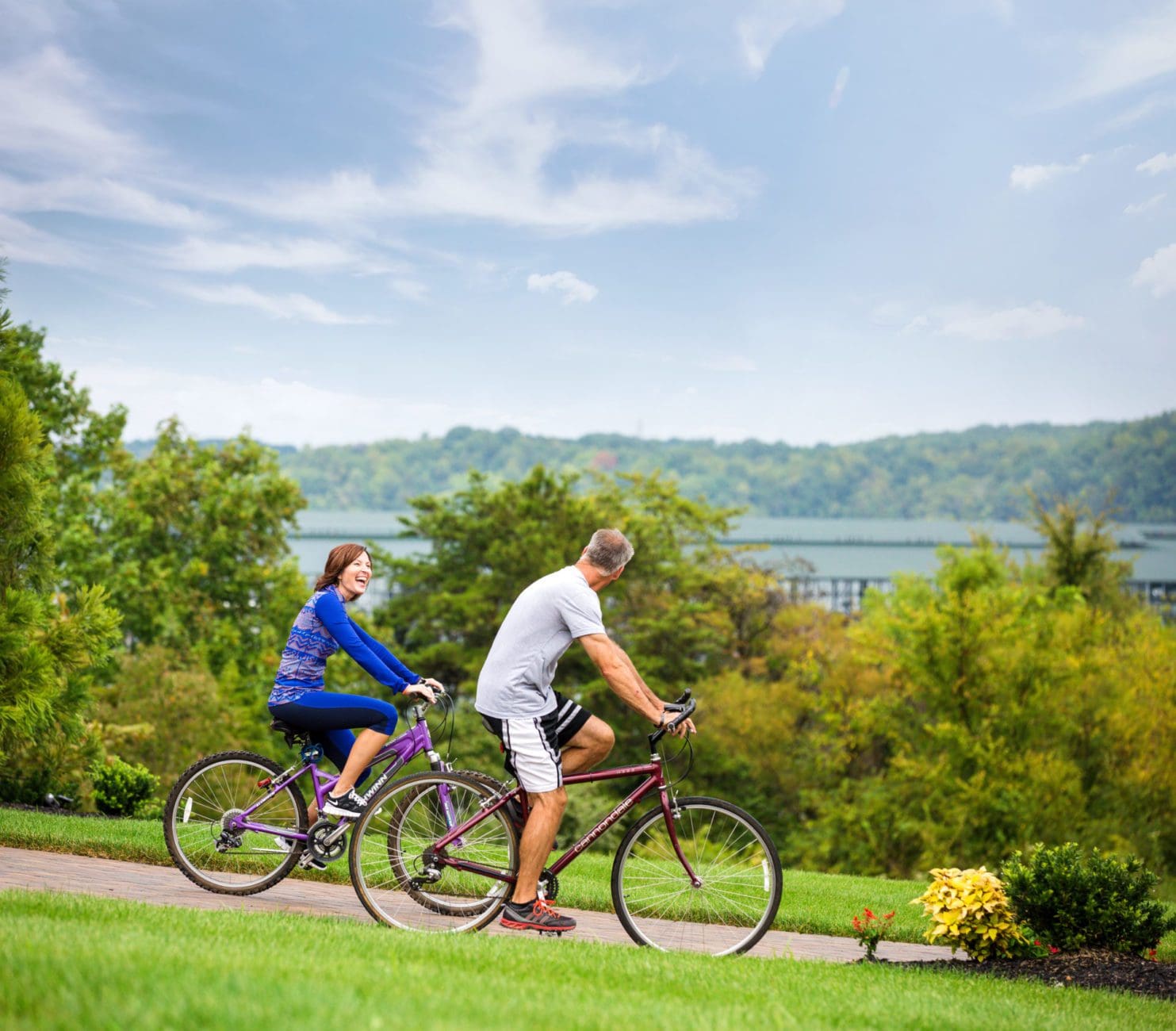 WindRiver Lakefront & Golf Community