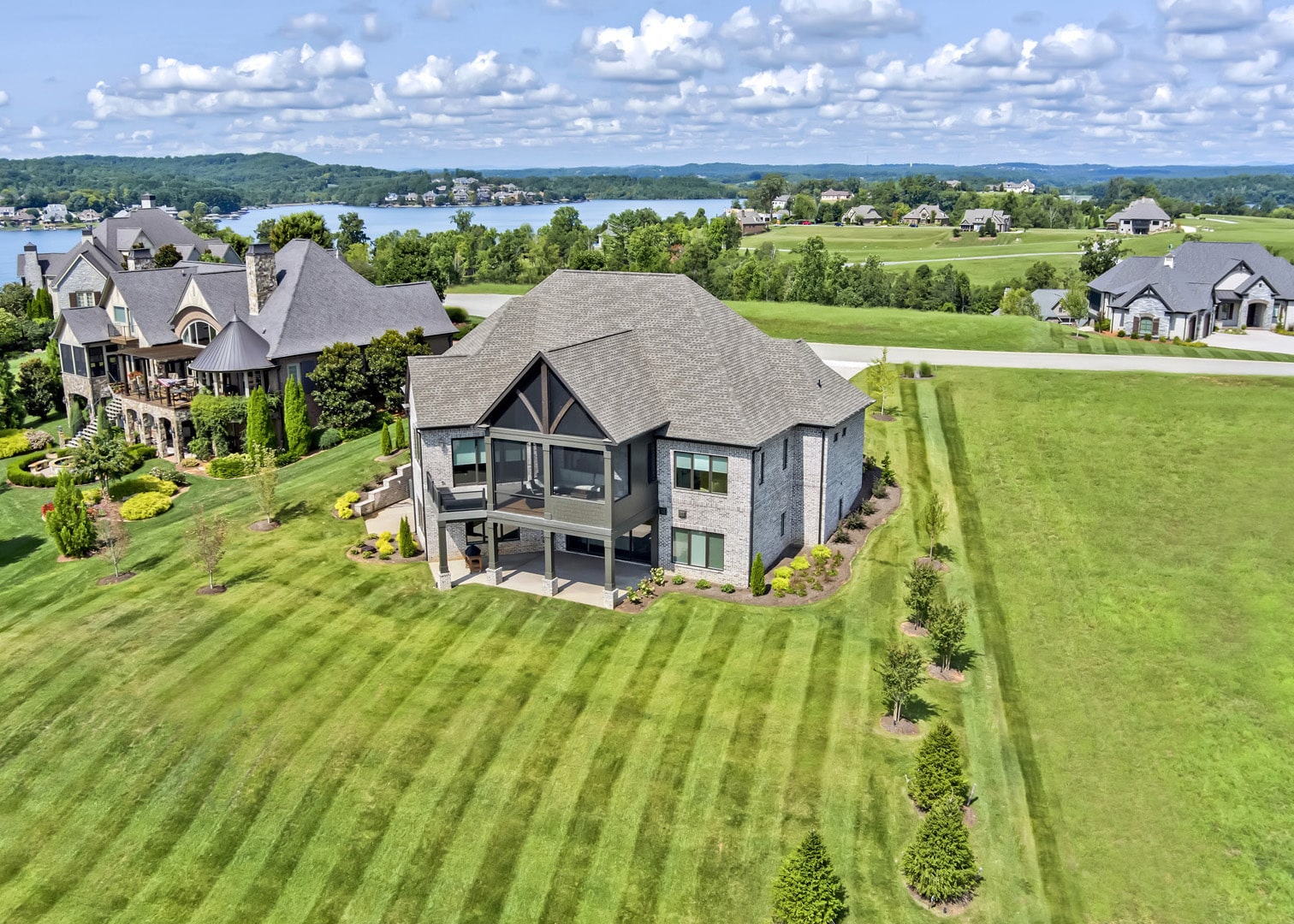 WindRiver Lakefront & Golf Community