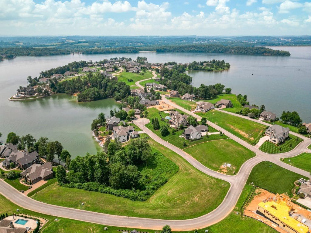 Image #10 for 210 Beacon Court