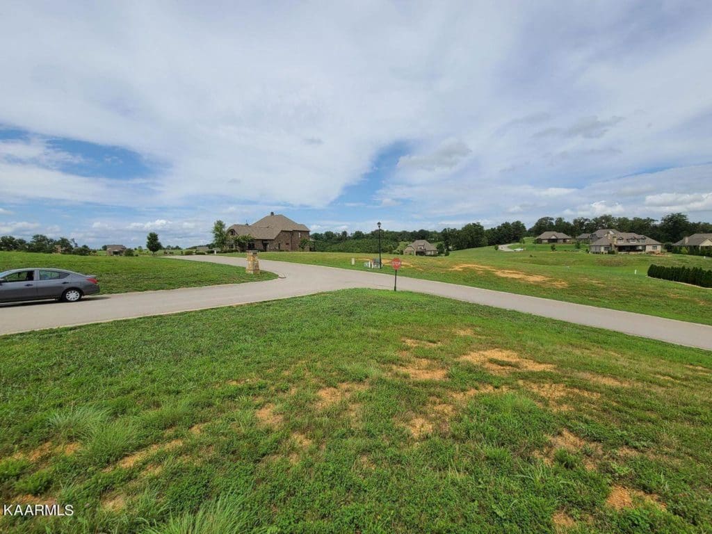 Elevation image #3 for 167 Commodore Drive.