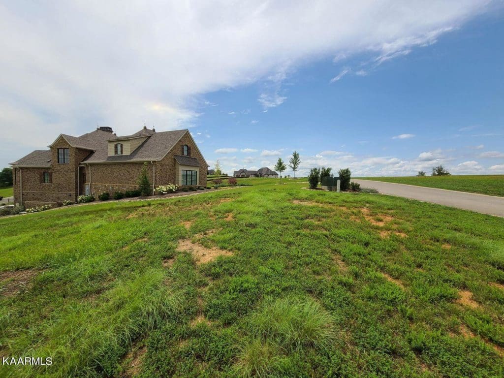 Image #5 for 167 Commodore Drive