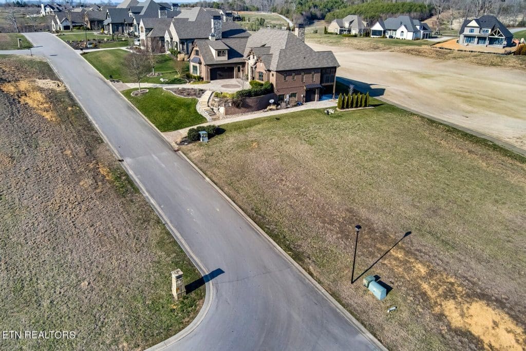 Image #8 for 611 Starboard Drive