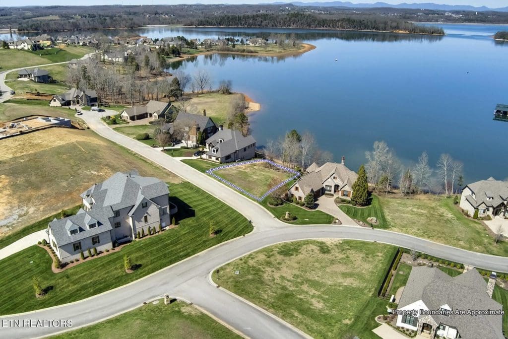 Image #10 for 204 Cypress Pointe Drive