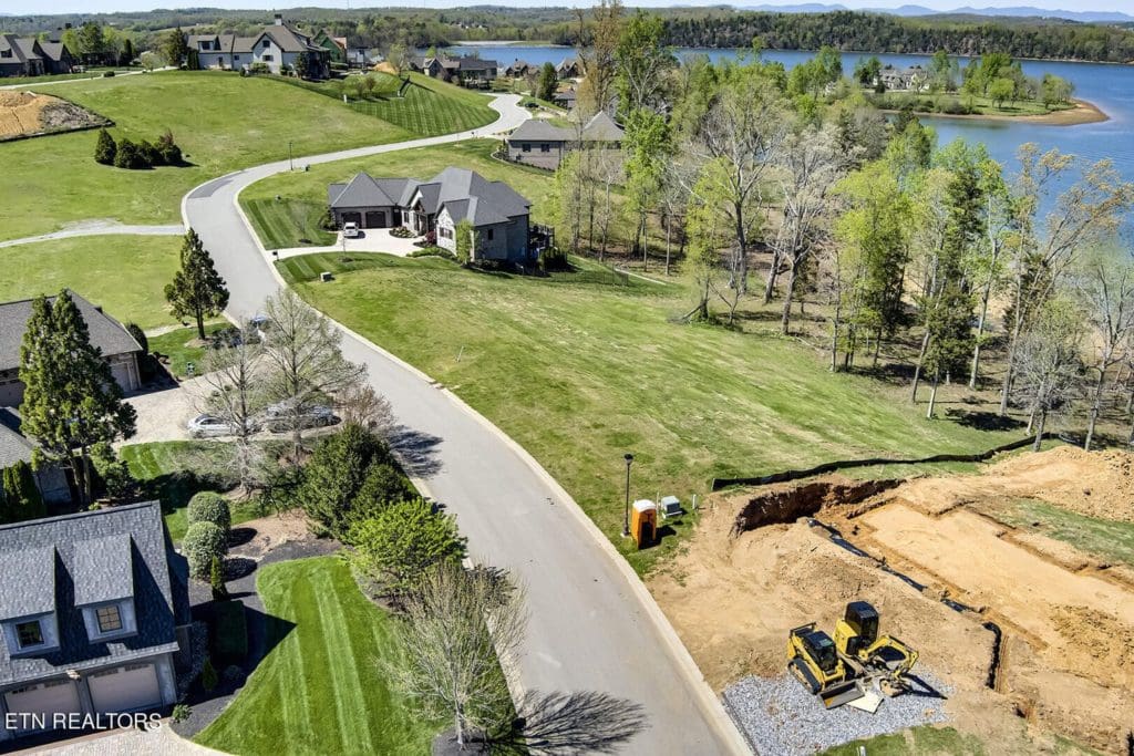 Image #5 for 16718 Lighthouse Pointe Drive