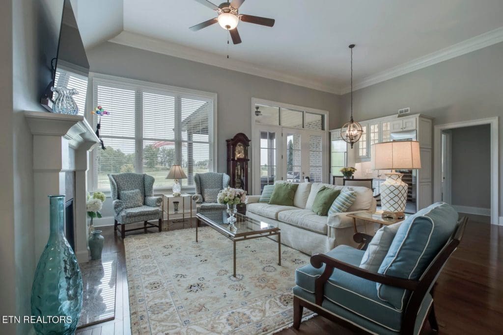 Image #6 for 274 E Highlands Circle