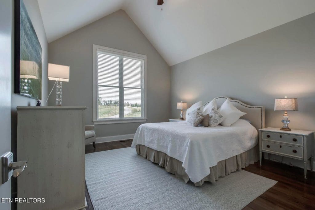 Image #25 for 274 E Highlands Circle