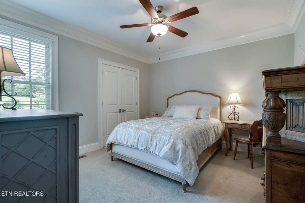 Image #35 for 274 E Highlands Circle