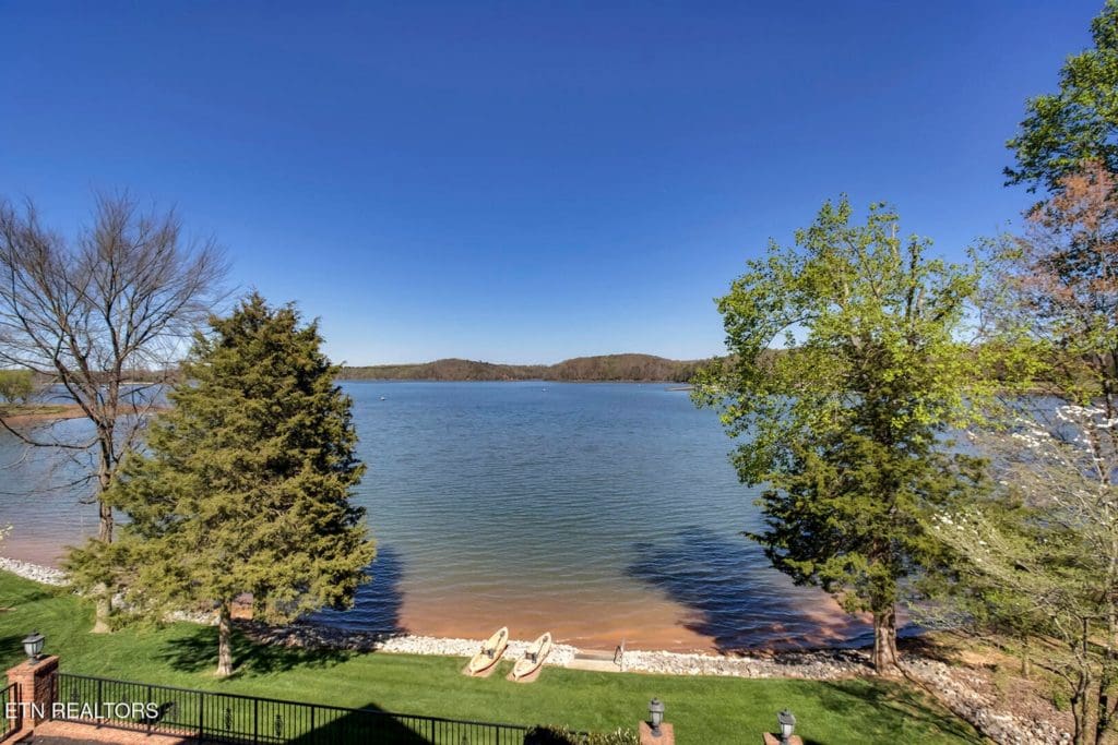 Image #13 for 18128 Lighthouse Pointe Drive