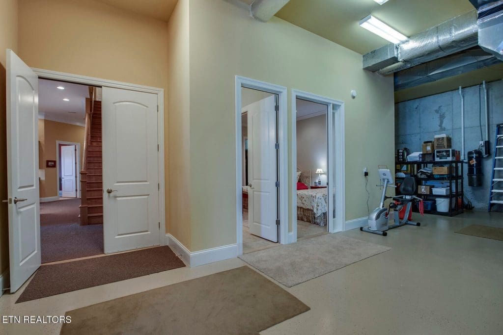 Image #35 for 18128 Lighthouse Pointe Drive