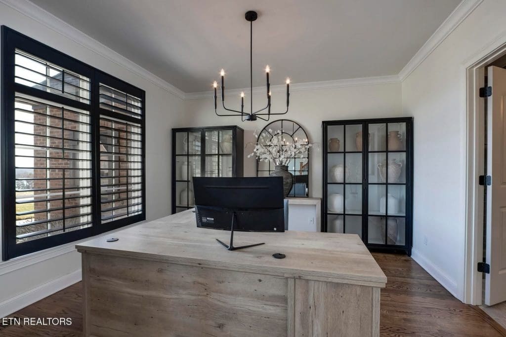 Image #27 for 916 Castaway Lane