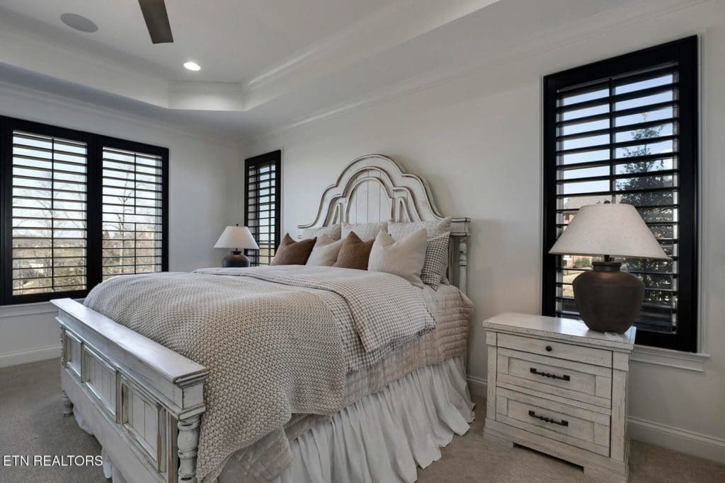 Image #31 for 916 Castaway Lane