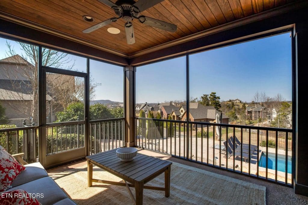 Image #44 for 916 Castaway Lane