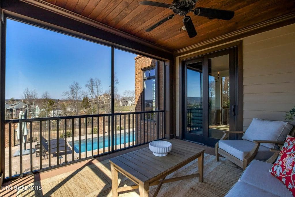 Image #45 for 916 Castaway Lane