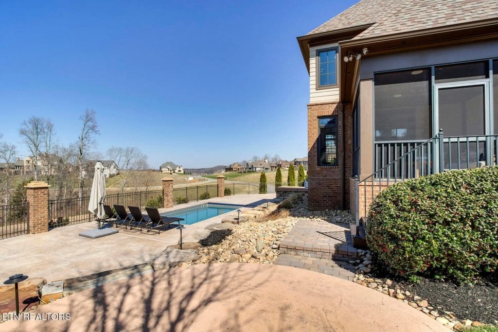 Image #46 for 916 Castaway Lane