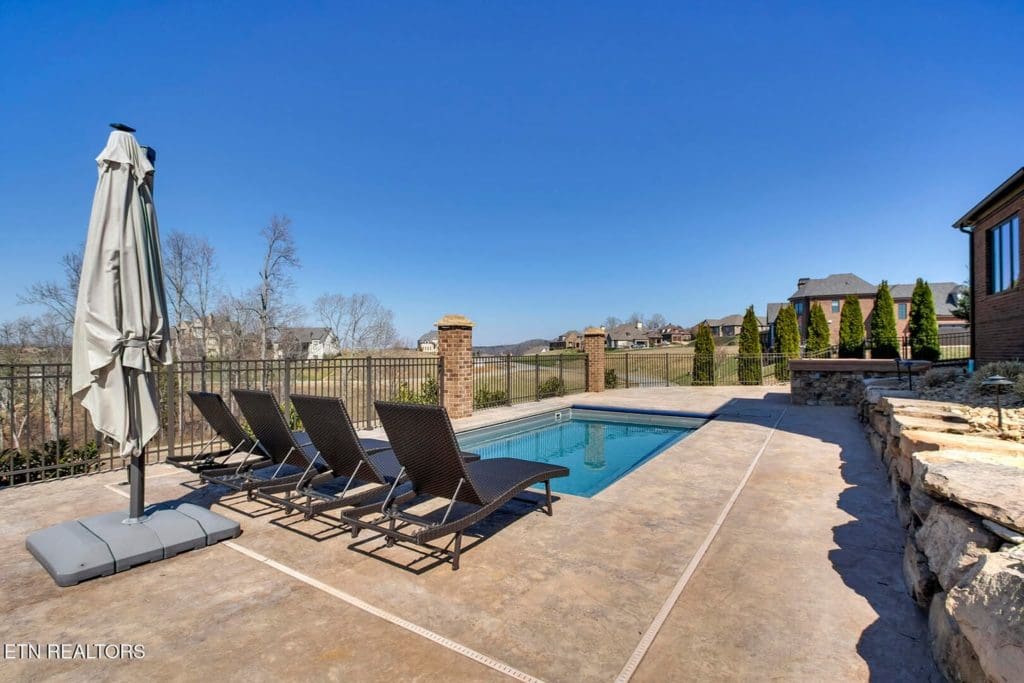 Image #47 for 916 Castaway Lane