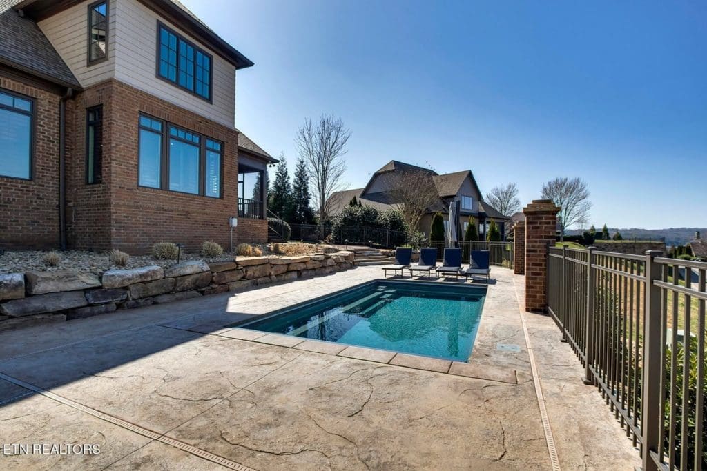 Image #49 for 916 Castaway Lane