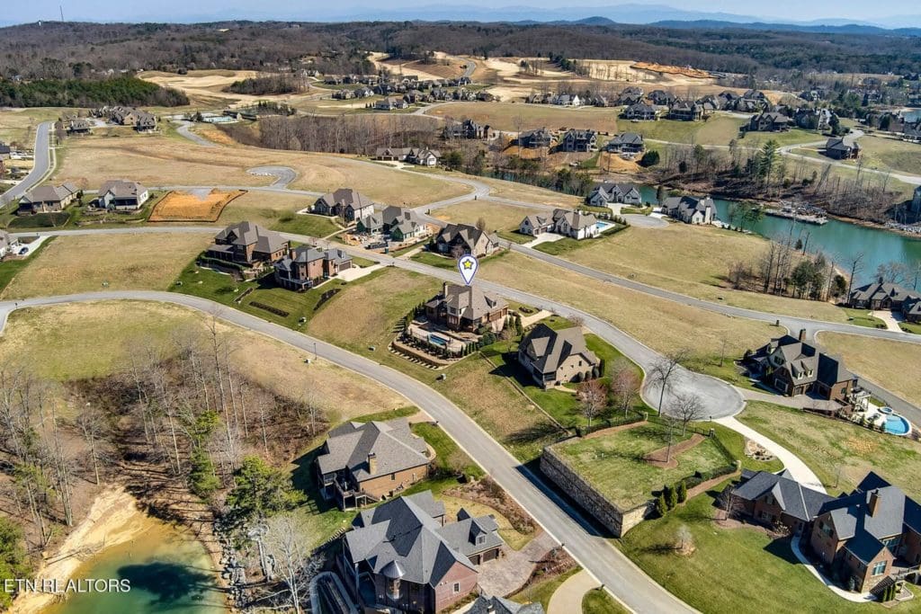 Image #57 for 916 Castaway Lane