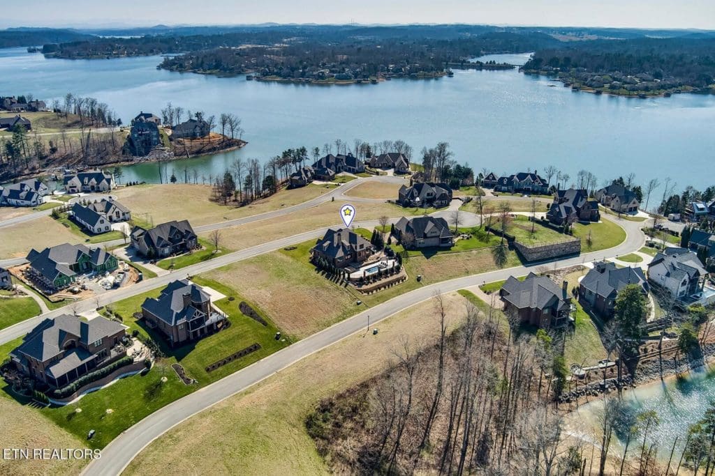 Image #58 for 916 Castaway Lane