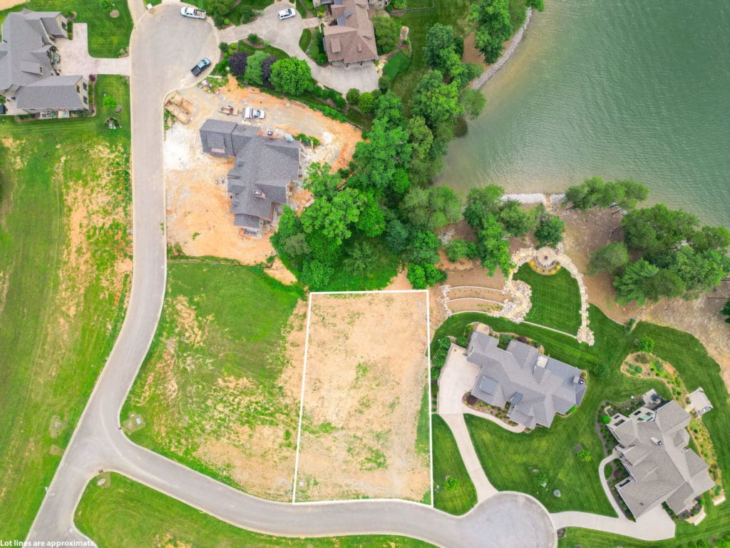 Elevation image #4 for 1700 Bower Court.