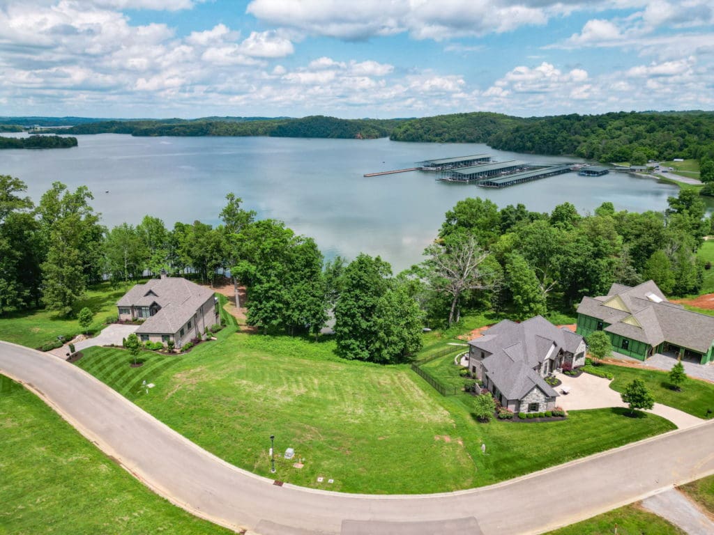 Elevation image #2 for 17188 Lighthouse Pointe.