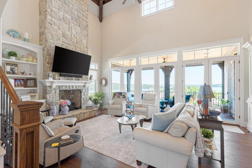 Image #10 for 497 Southern Way