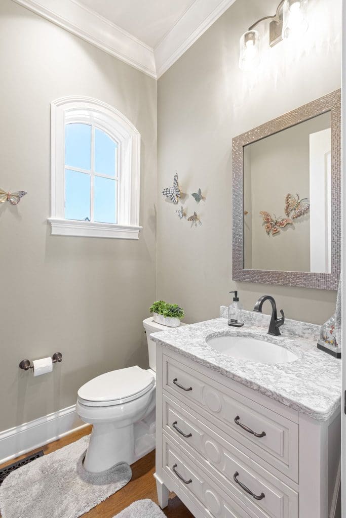 Image #34 for 497 Southern Way