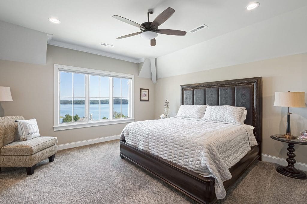 Image #40 for 497 Southern Way