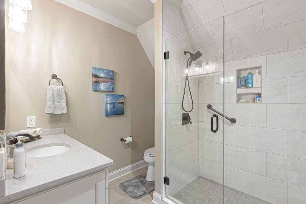 Image #47 for 497 Southern Way