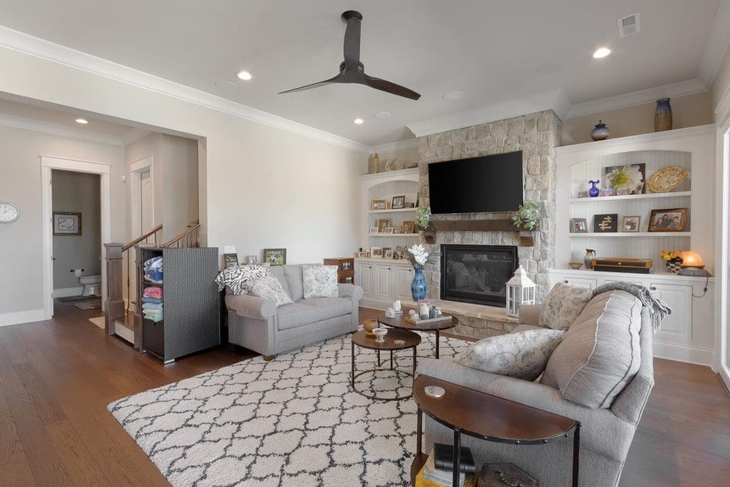 Image #48 for 497 Southern Way