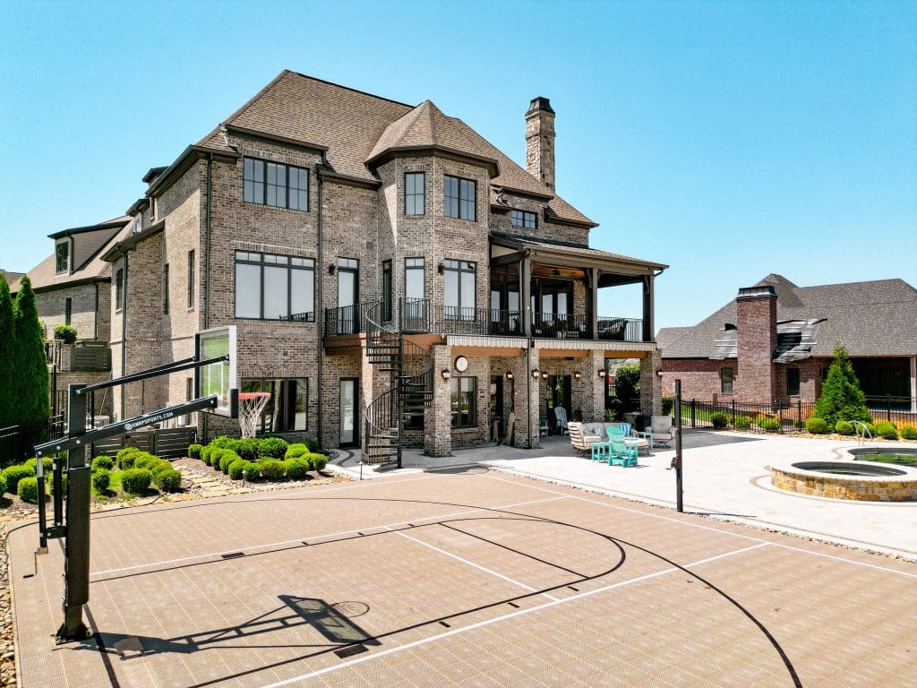 Image #64 for 497 Southern Way