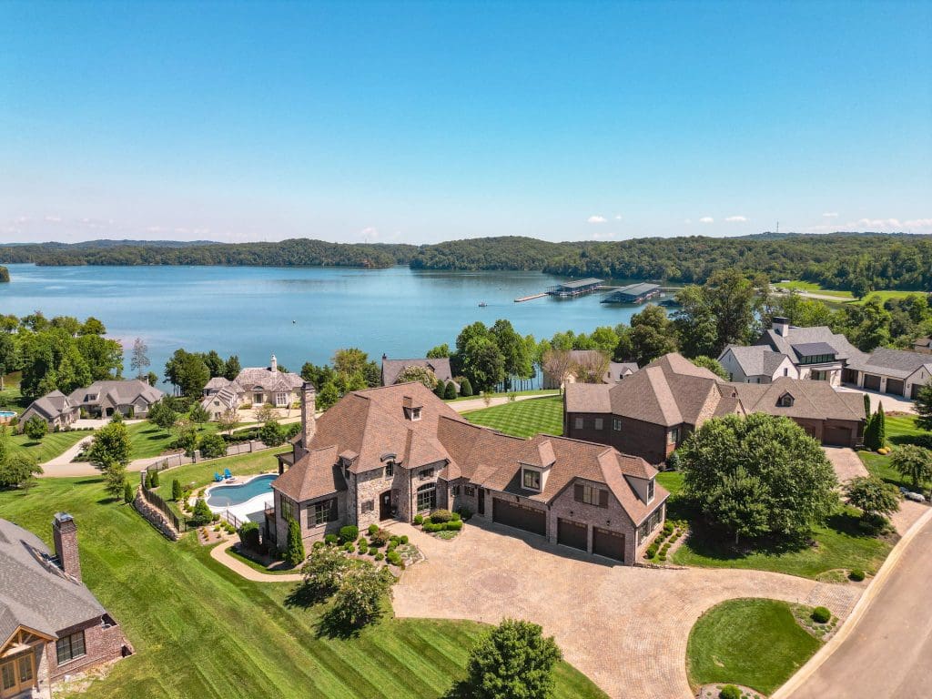 Image #69 for 497 Southern Way