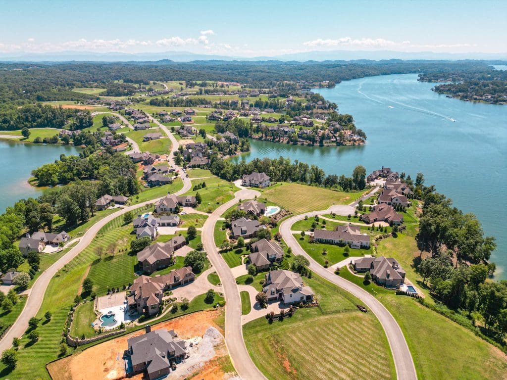 Image #80 for 497 Southern Way