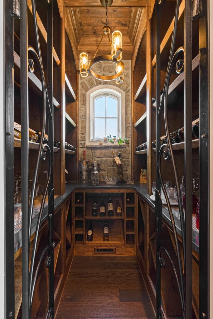 Image #9 for 497 Southern Way