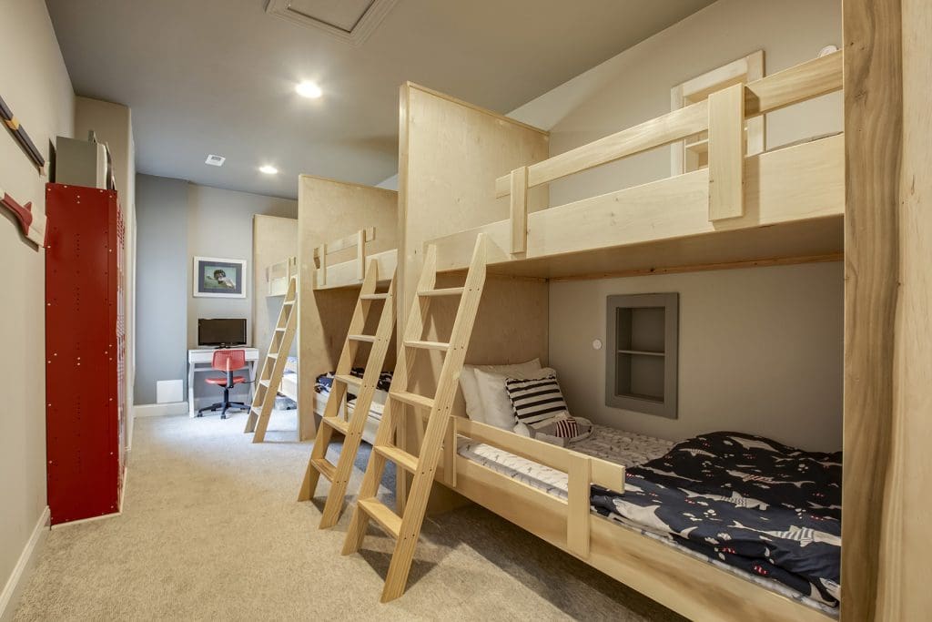 Image #46 for 17012 Lighthouse Pointe Dr