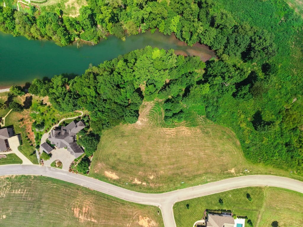 Elevation image #4 for 694 Taffrail Drive.