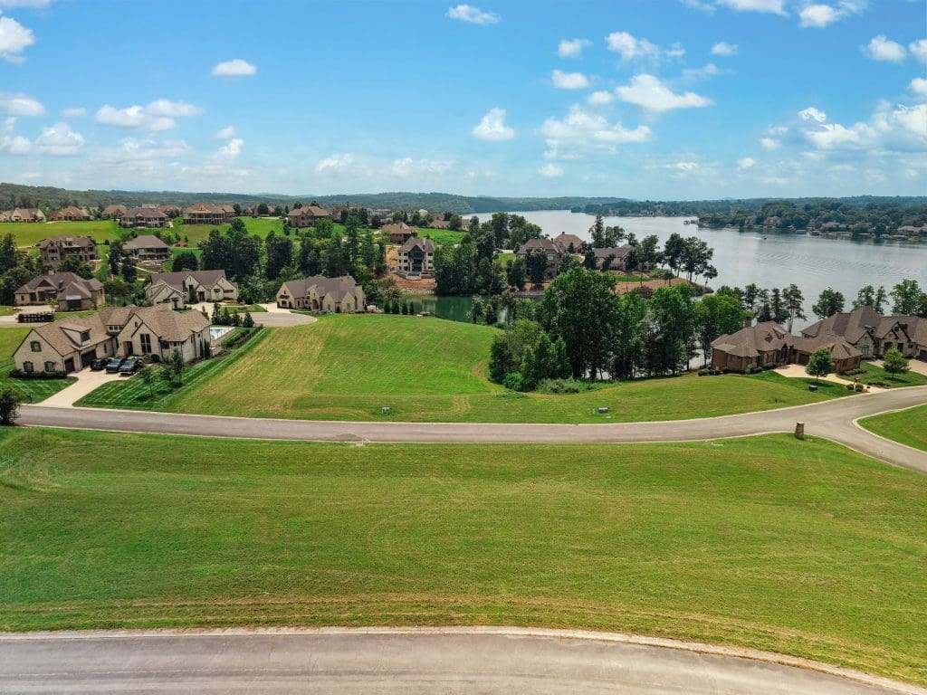 Elevation image #2 for 967 Castaway Lane.