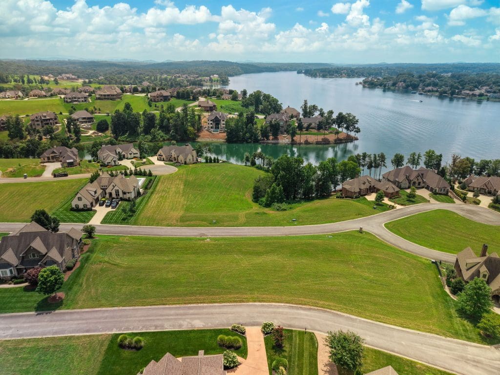 Elevation image #3 for 967 Castaway Lane.