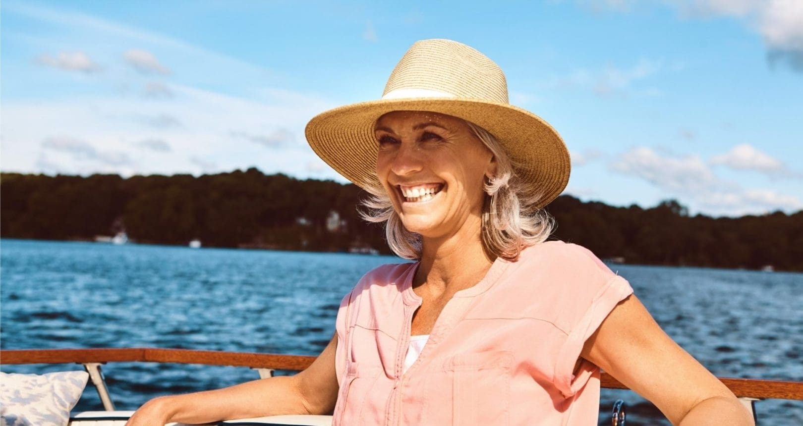 Retirement Communities for Single Women: Social Integration, Safety & Independence